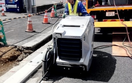 道路切断工事(AZZ 405)のイメージ